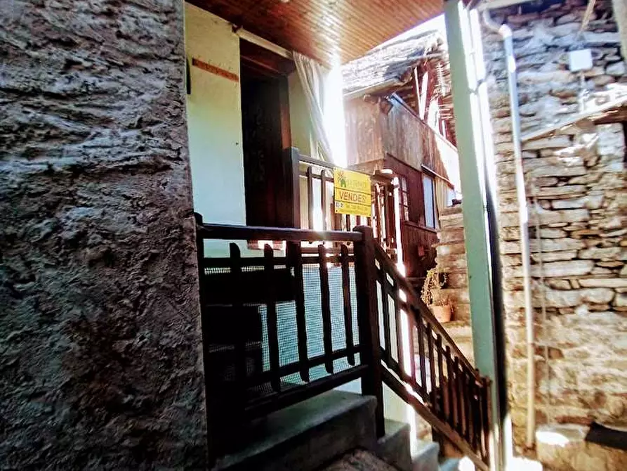 Immagine 2 di Casa indipendente in vendita  in loc. antrogna  29 a Calasca-Castiglione