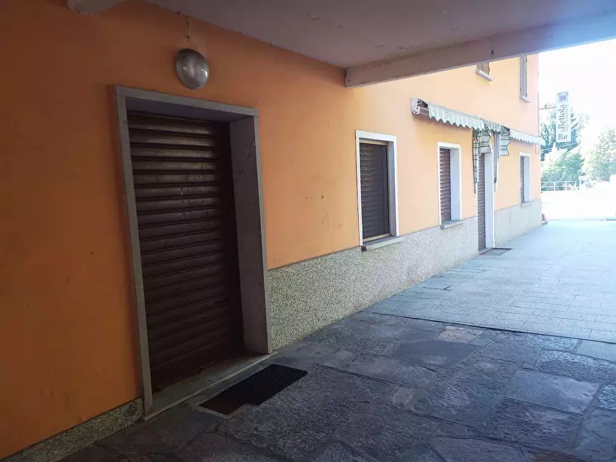 Immagine 61 di Stabile in vendita  in SS337 7 a Druogno