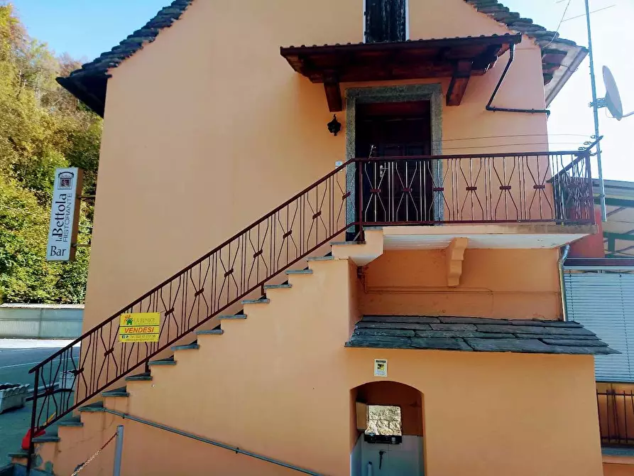 Immagine 9 di Stabile in vendita  in SS337 7 a Druogno