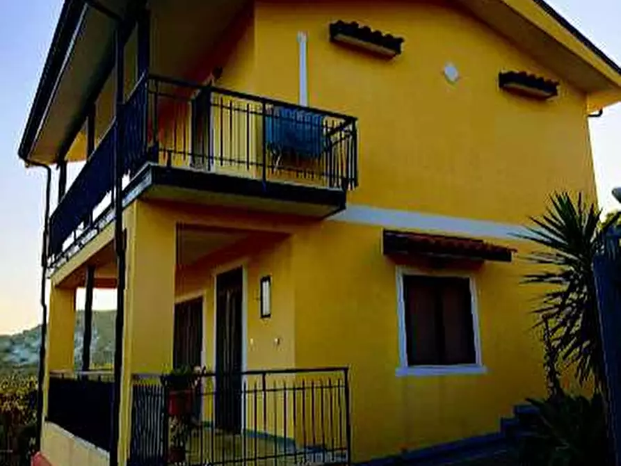 Immagine 2 di Casa indipendente in vendita  in contrada cardara snc a Brancaleone