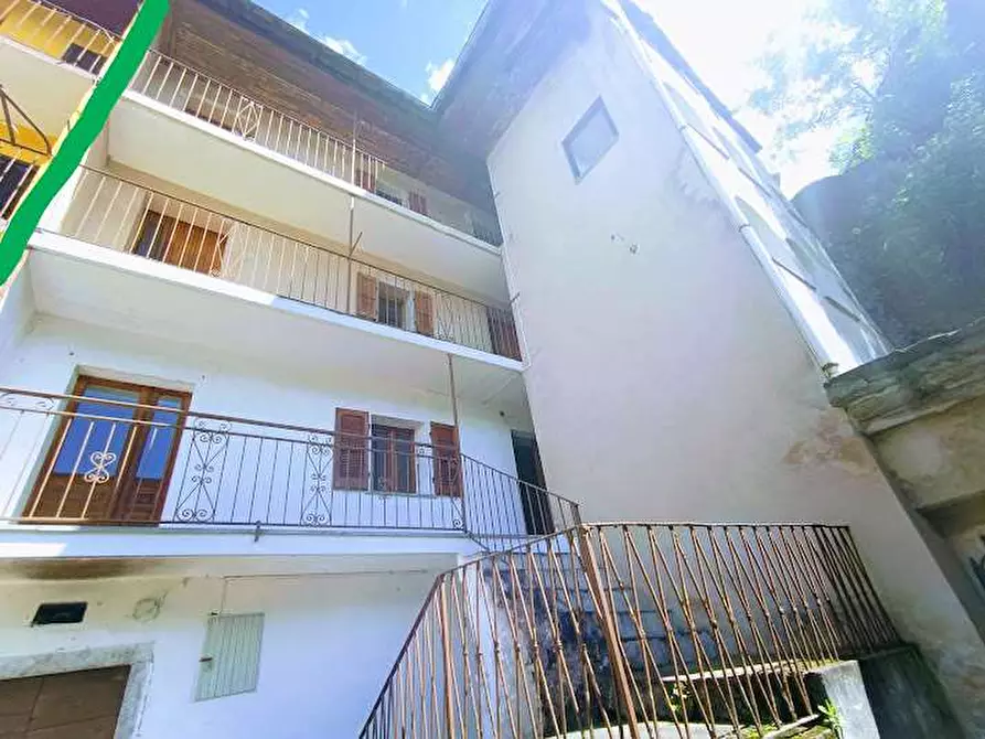 Immagine 1 di Casa indipendente in vendita  in DE LA VALLE a Beura-Cardezza