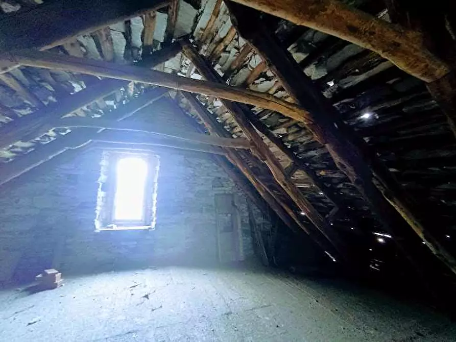 Immagine 15 di Attico in vendita  in PIAZZA CHIESA 14 a Pallanzeno