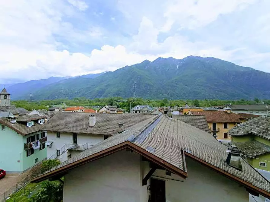 Immagine 16 di Attico in vendita  in PIAZZA CHIESA 14 a Pallanzeno
