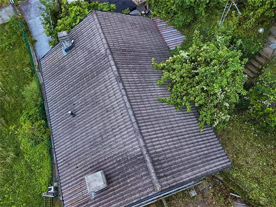 Immagine 43 di Casa indipendente in vendita  in via  domodossola a Beura-Cardezza