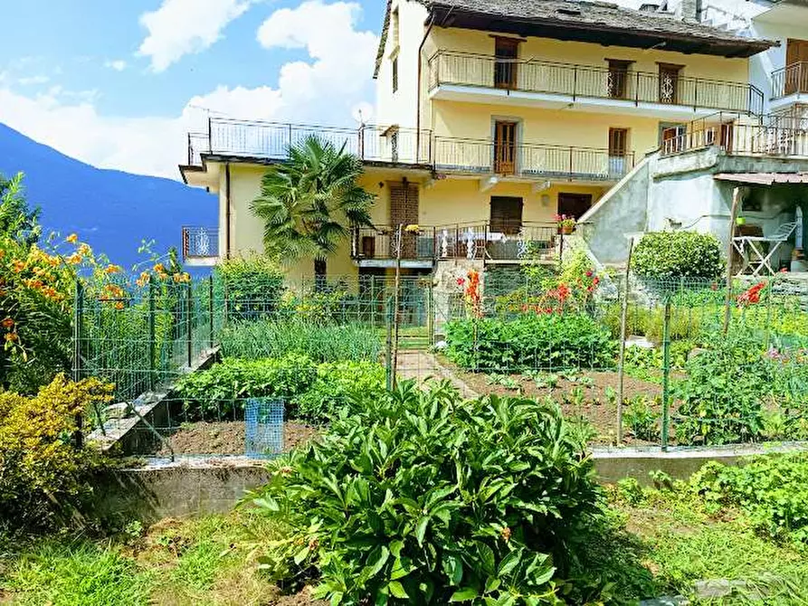 Immagine 1 di Casa indipendente in vendita  in PIAZZA CHIESA a Beura-Cardezza