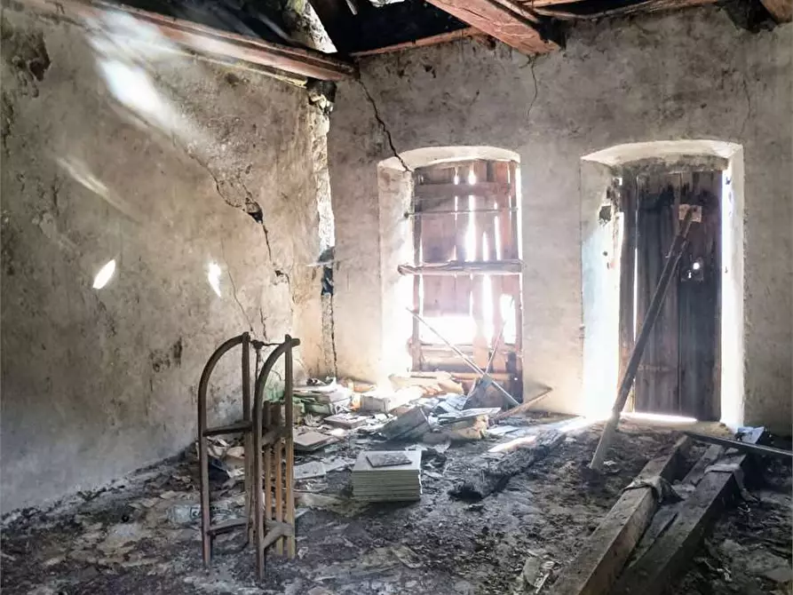 Immagine 18 di Rustico / casale in vendita  in sale a Varzo