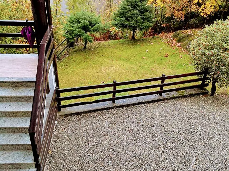 Immagine 25 di Appartamento in vendita  in  MONTEROSA a Ceppo Morelli