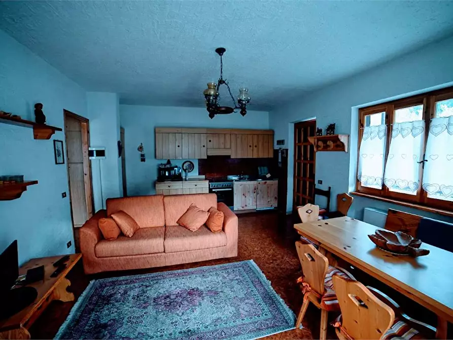 Immagine 8 di Appartamento in vendita  in  MONTEROSA a Ceppo Morelli