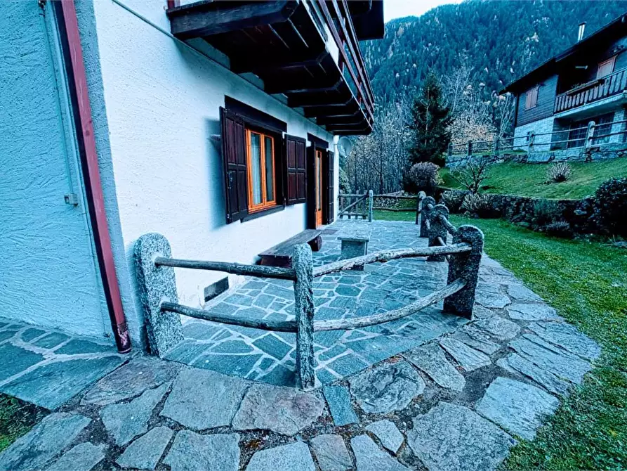 Immagine 4 di Appartamento in vendita  in  MONTEROSA a Ceppo Morelli