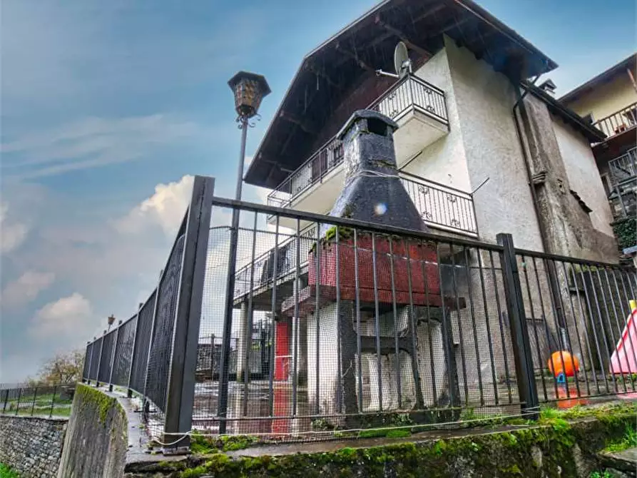 Immagine 2 di Casa indipendente in vendita  in COLLA a Varzo