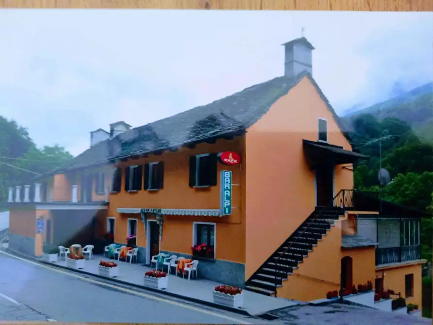 Immagine 5 di Stabile in vendita  in SS337 7 a Druogno