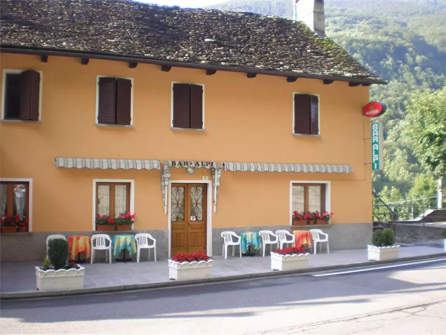 Immagine 6 di Stabile in vendita  in SS337 7 a Druogno