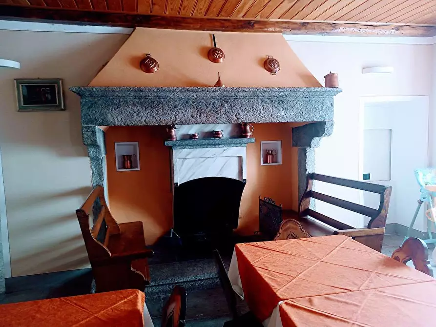 Immagine 17 di Stabile in vendita  in SS337 7 a Druogno