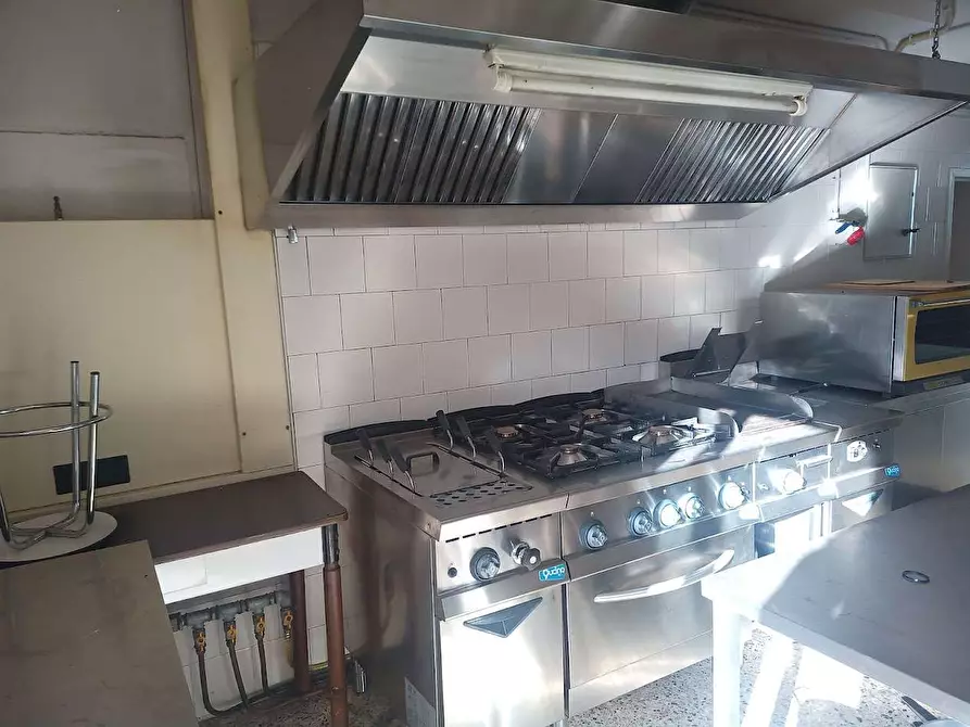 Immagine 29 di Stabile in vendita  in SS337 7 a Druogno