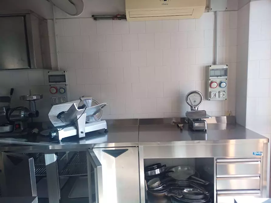 Immagine 31 di Stabile in vendita  in SS337 7 a Druogno