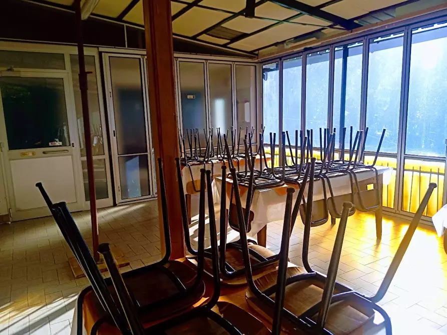 Immagine 48 di Stabile in vendita  in SS337 7 a Druogno