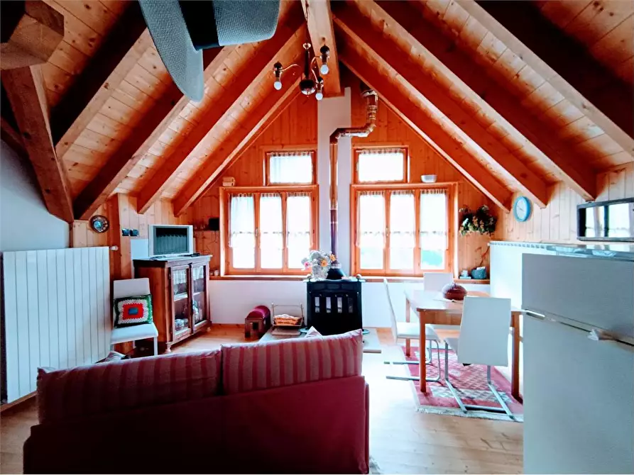 Immagine 4 di Mansarda in vendita  in canfinello 13 a Ceppo Morelli