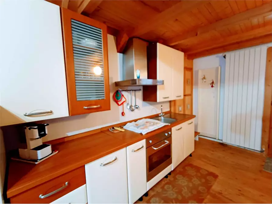 Immagine 11 di Mansarda in vendita  in canfinello 13 a Ceppo Morelli