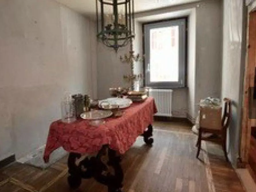 Immagine 21 di Villa in vendita  in centro a Craveggia