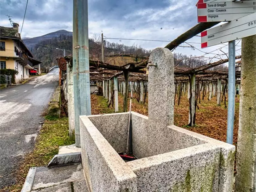Immagine 23 di Porzione di casa in vendita  in  Via Tessera  7 a Trontano