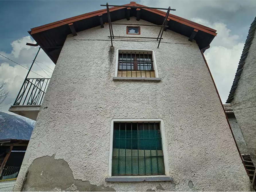 Immagine 4 di Porzione di casa in vendita  in  Via Tessera  7 a Trontano