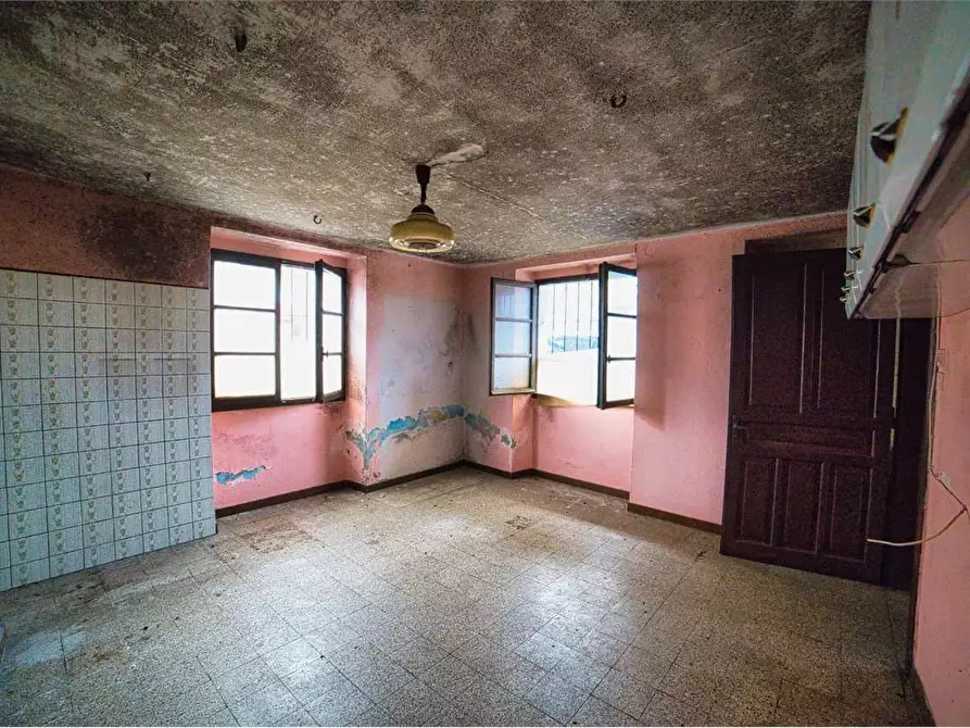 Immagine 12 di Porzione di casa in vendita  in  Via Tessera  7 a Trontano