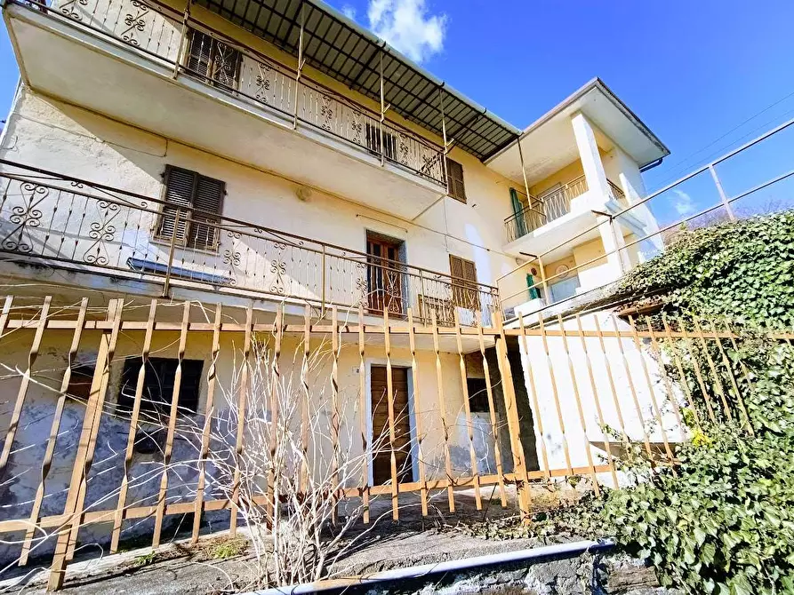 Immagine 43 di Porzione di casa in vendita  in tappia a Villadossola