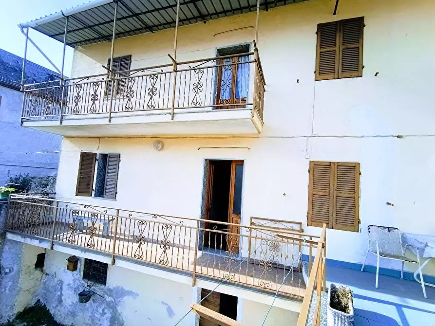 Immagine 49 di Porzione di casa in vendita  in tappia a Villadossola