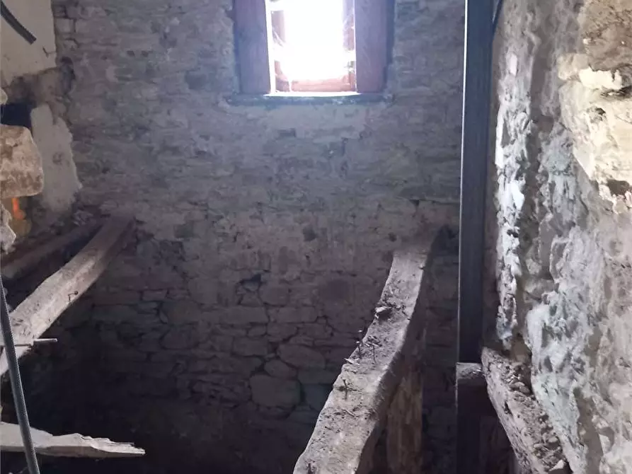 Immagine 42 di Baita in vendita  in crosa a Pieve Vergonte