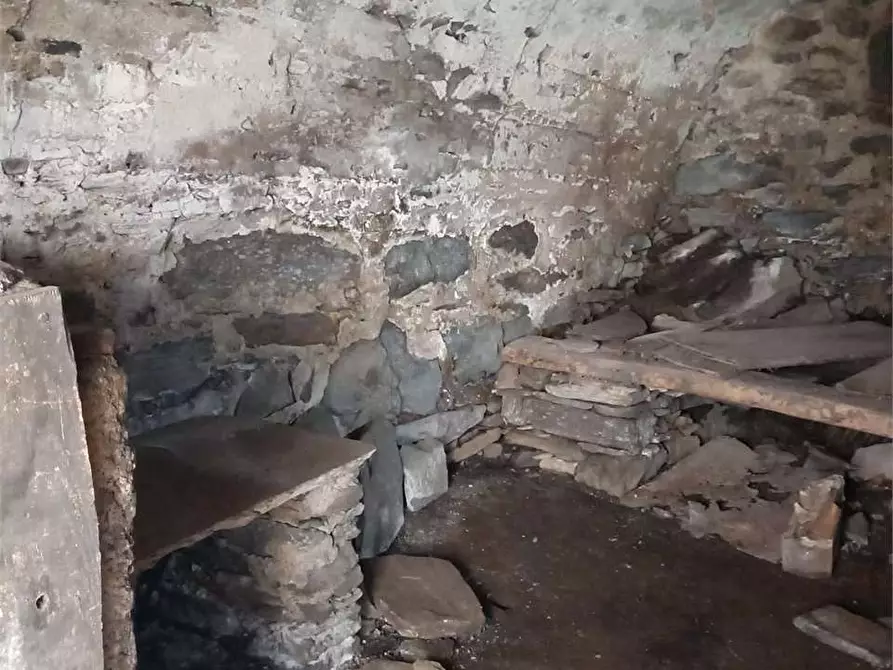 Immagine 47 di Baita in vendita  in crosa a Pieve Vergonte