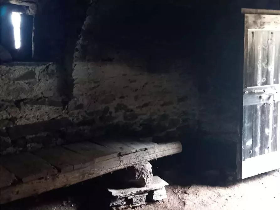 Immagine 48 di Baita in vendita  in crosa a Pieve Vergonte