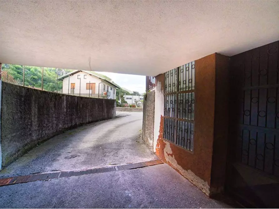 Immagine 10 di Magazzino in vendita  in VIA MARTIRI ALPE MECCIA 40 a Piedimulera