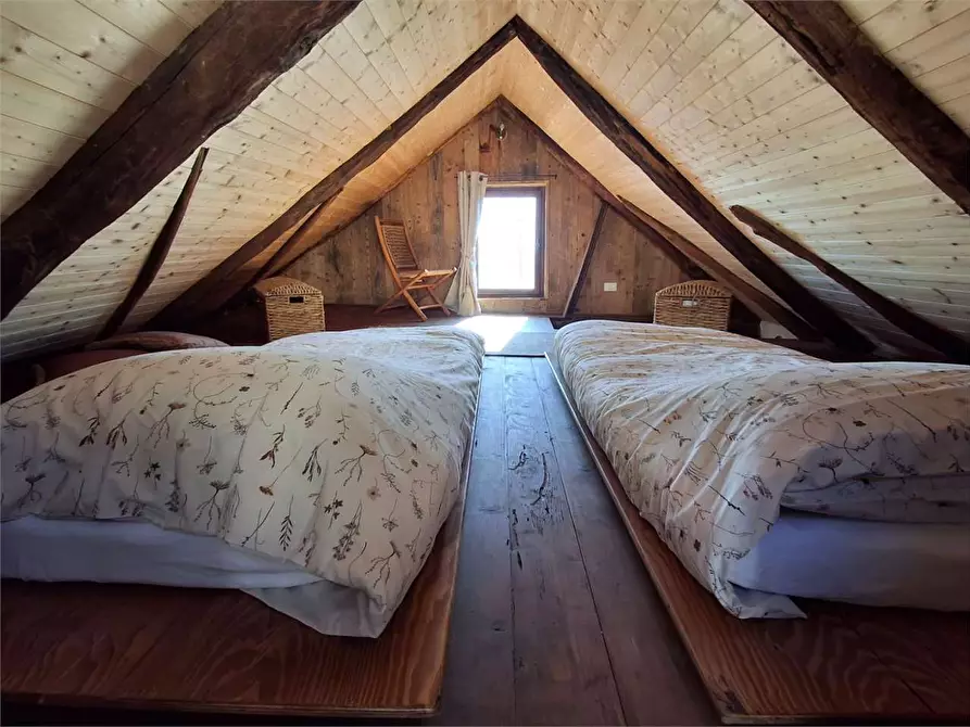 Immagine 11 di Casa indipendente in affitto  in SOPRA SNC a Montescheno