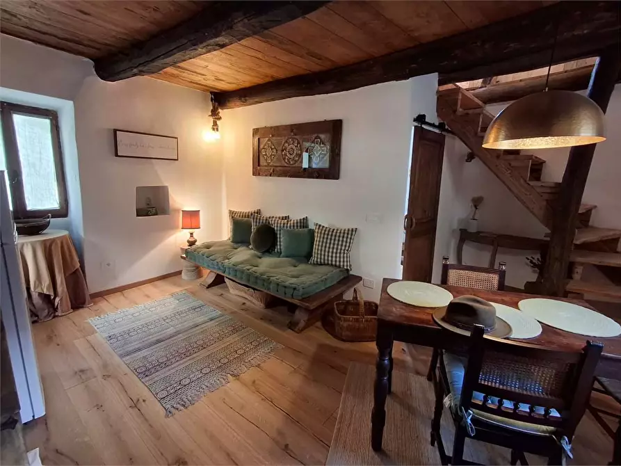 Immagine 17 di Casa indipendente in affitto  in SOPRA SNC a Montescheno