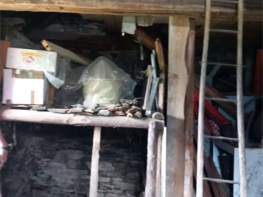 Immagine 45 di Baita in vendita  in anzuno a Domodossola