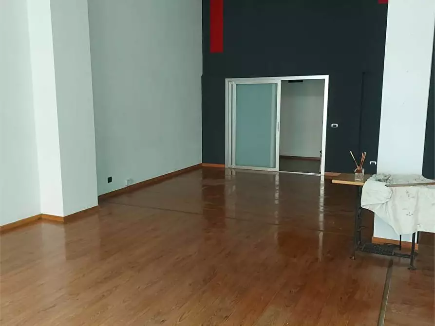 Immagine 22 di Negozio in vendita  in bianchi novello 83 a Villadossola