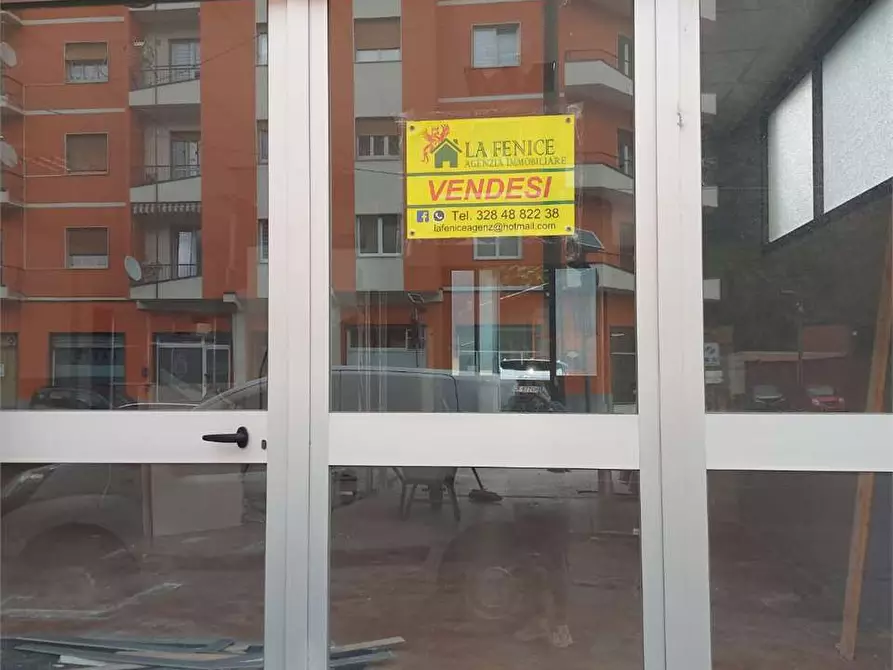 Immagine 30 di Negozio in vendita  in bianchi novello 83 a Villadossola