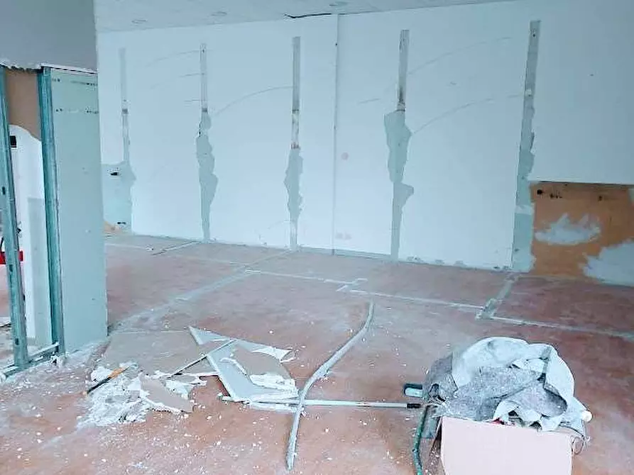 Immagine 4 di Negozio in vendita  in bianchi novello 83 a Villadossola