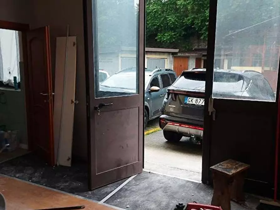 Immagine 7 di Negozio in vendita  in bianchi novello 83 a Villadossola
