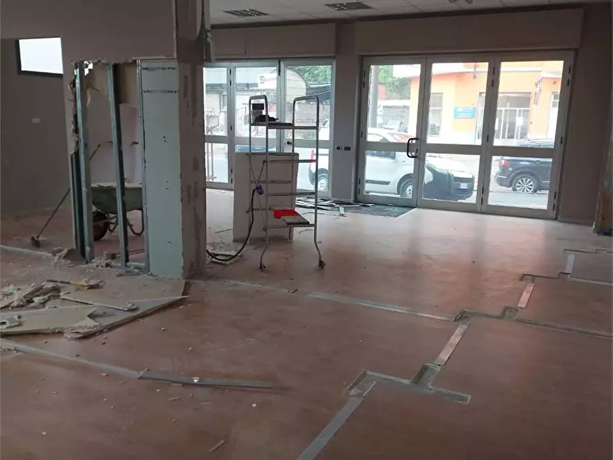 Immagine 12 di Negozio in vendita  in bianchi novello 83 a Villadossola