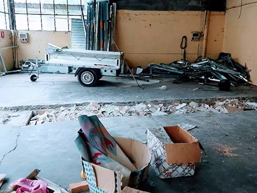 Immagine 6 di Capannone industriale in vendita  in bianchi 83 a Villadossola