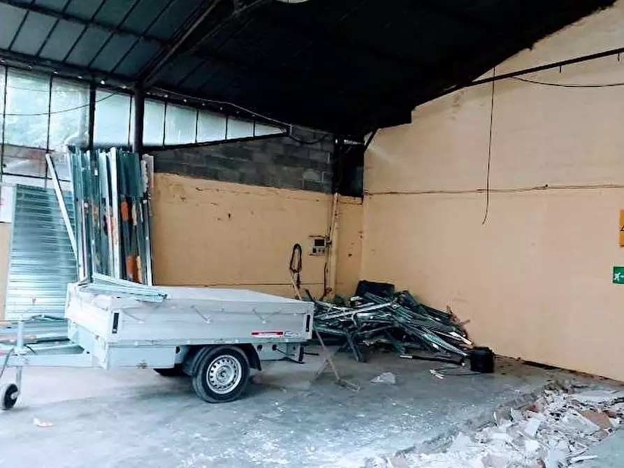 Immagine 12 di Capannone industriale in vendita  in bianchi 83 a Villadossola