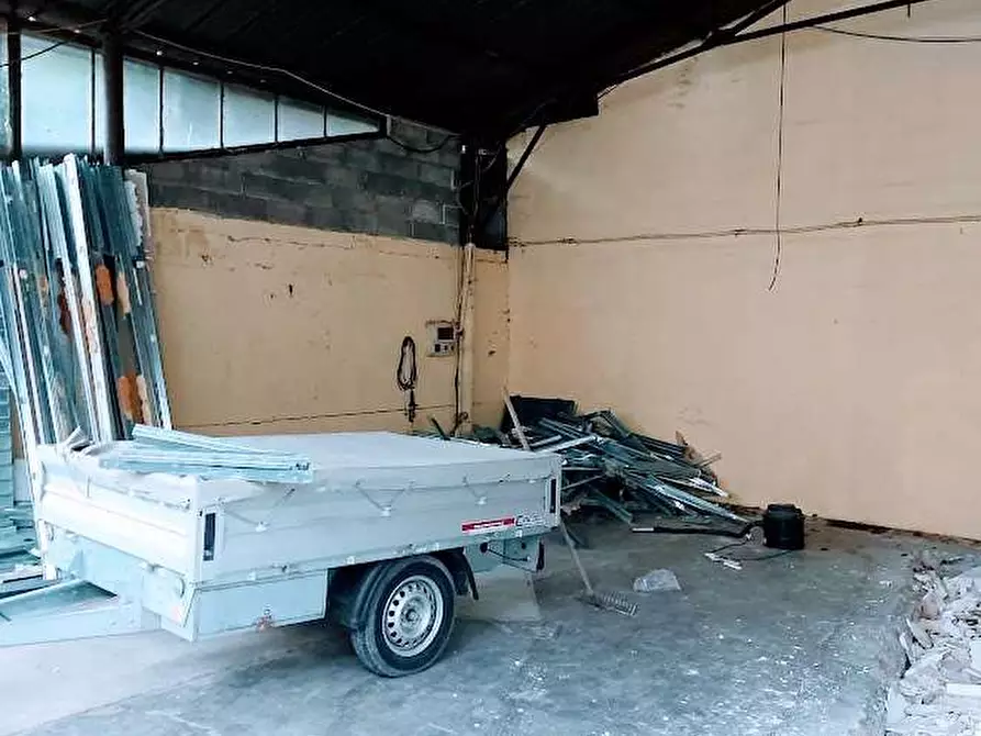Immagine 11 di Capannone industriale in vendita  in bianchi 83 a Villadossola