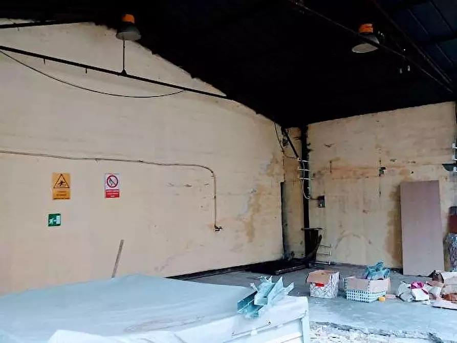 Immagine 13 di Capannone industriale in vendita  in bianchi 83 a Villadossola
