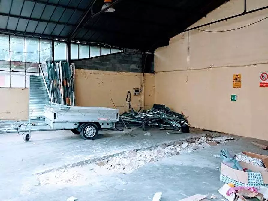 Immagine 22 di Capannone industriale in vendita  in bianchi 83 a Villadossola