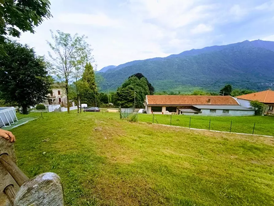 Immagine 3 di Terreno edificabile in vendita  in arzo a Casale Corte Cerro