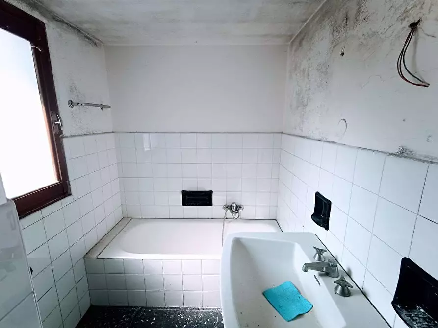 Immagine 21 di Casa indipendente in vendita  in boiti 10 a Piedimulera