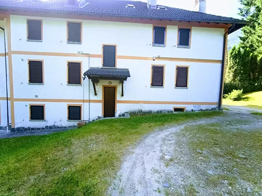 Immagine 9 di Appartamento in vendita  in PIAZZA CHIESA a Druogno