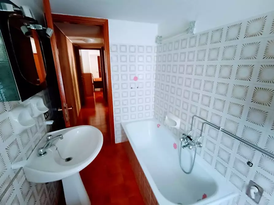 Immagine 37 di Appartamento in vendita  in PIAZZA CHIESA a Druogno