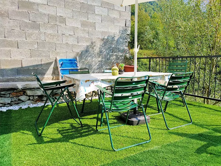 Immagine 4 di Casa indipendente in vendita  in MONTE ROSA a Calasca-Castiglione